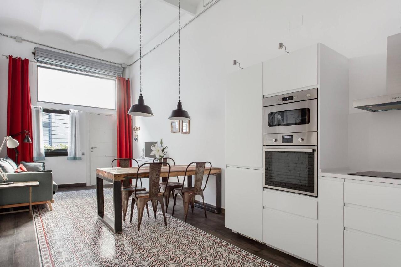 Stylish Apartment With Terrace For Couple Or Family Βαρκελώνη Εξωτερικό φωτογραφία