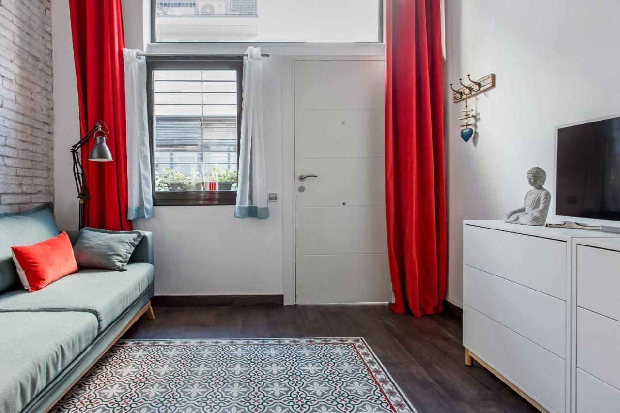 Stylish Apartment With Terrace For Couple Or Family Βαρκελώνη Εξωτερικό φωτογραφία