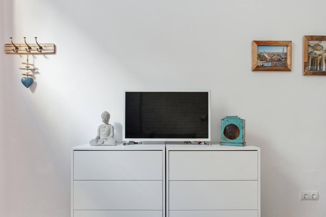 Stylish Apartment With Terrace For Couple Or Family Βαρκελώνη Εξωτερικό φωτογραφία