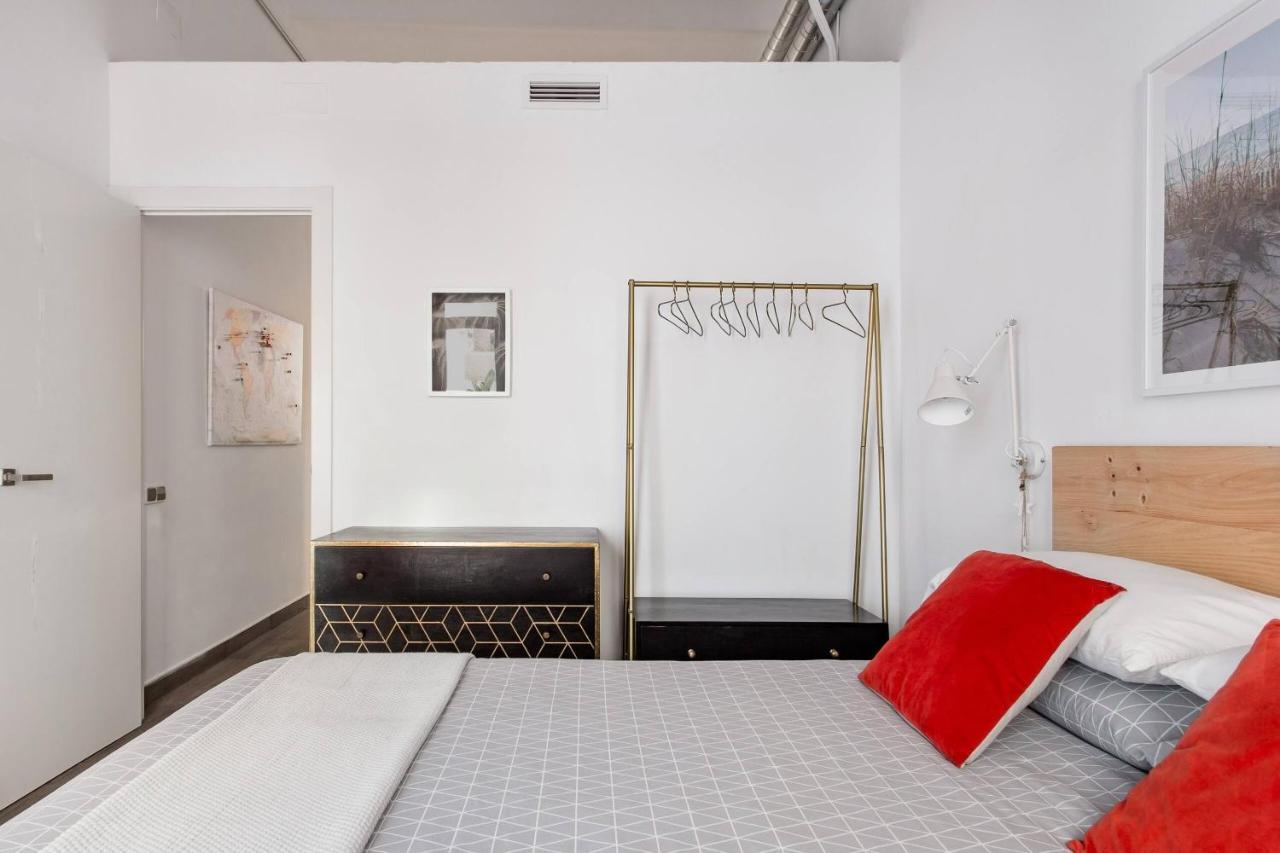Stylish Apartment With Terrace For Couple Or Family Βαρκελώνη Εξωτερικό φωτογραφία