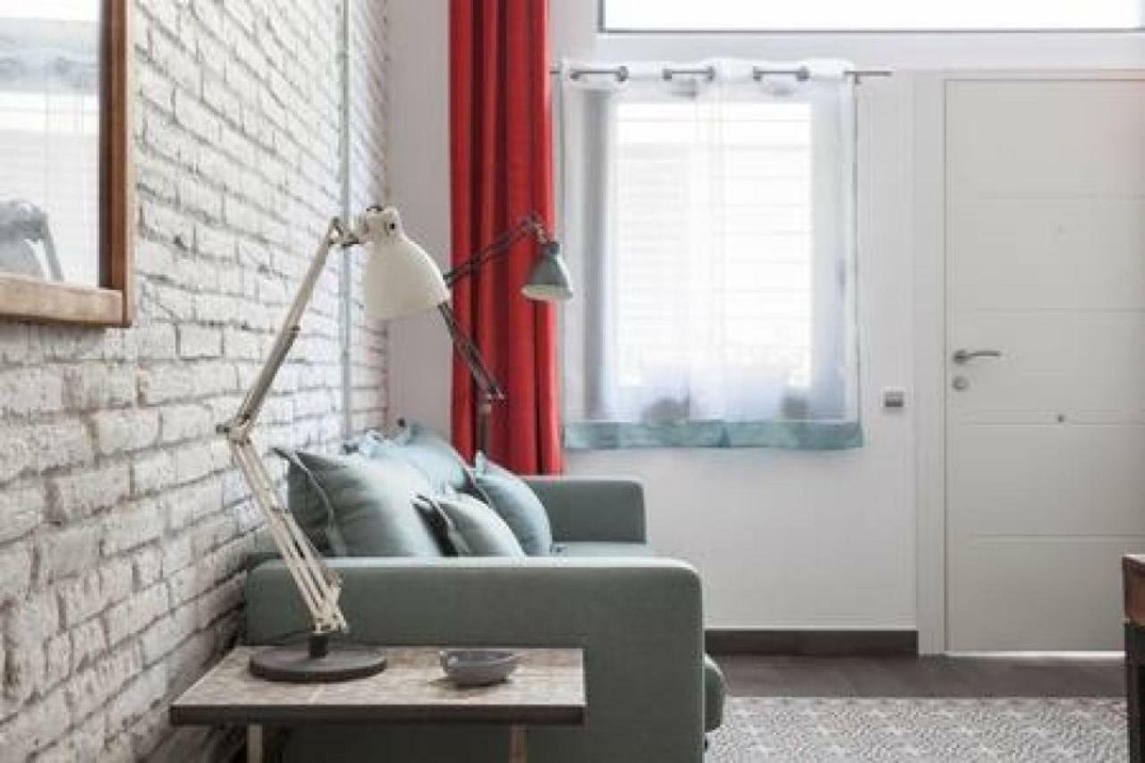 Stylish Apartment With Terrace For Couple Or Family Βαρκελώνη Εξωτερικό φωτογραφία